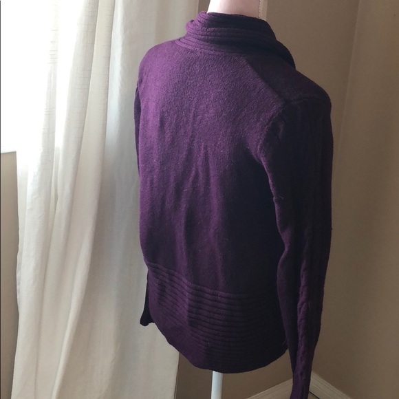 Jockey Cardigan - Picture 3 of 5